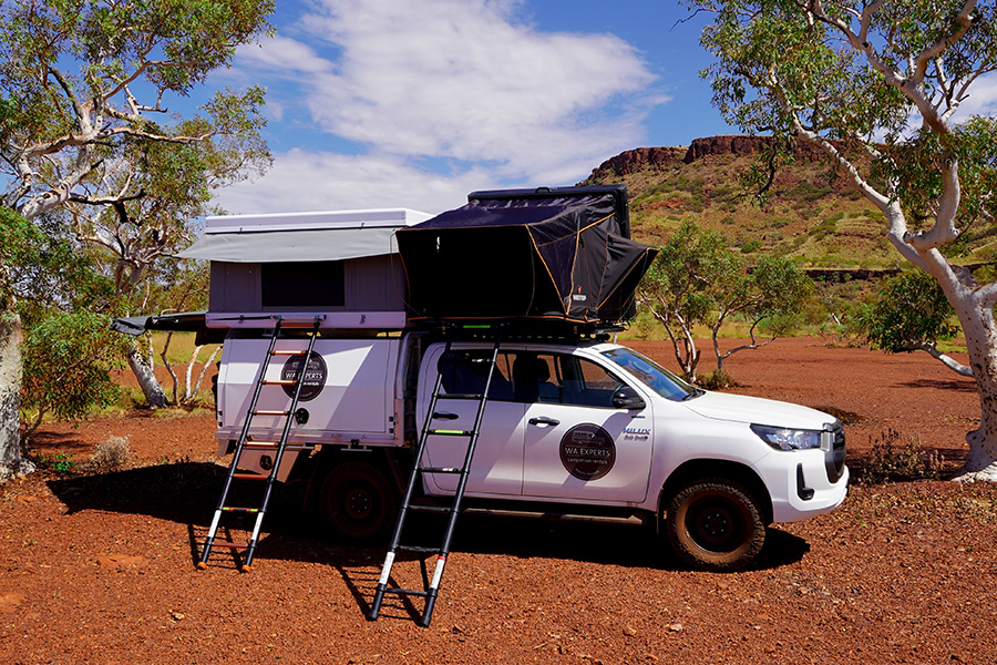 Æsel helt bestemt Windswept 4WD Toyota Hilux Auto with Twin Rooftop Tents - WA EXPERTS